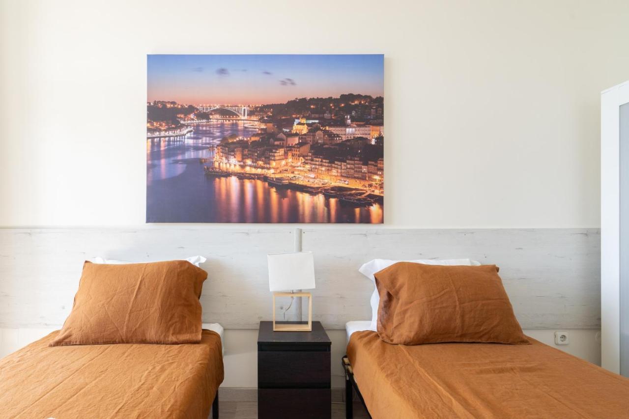 Cozy Sunny Flats By Hostwise Apartment Porto Exterior foto