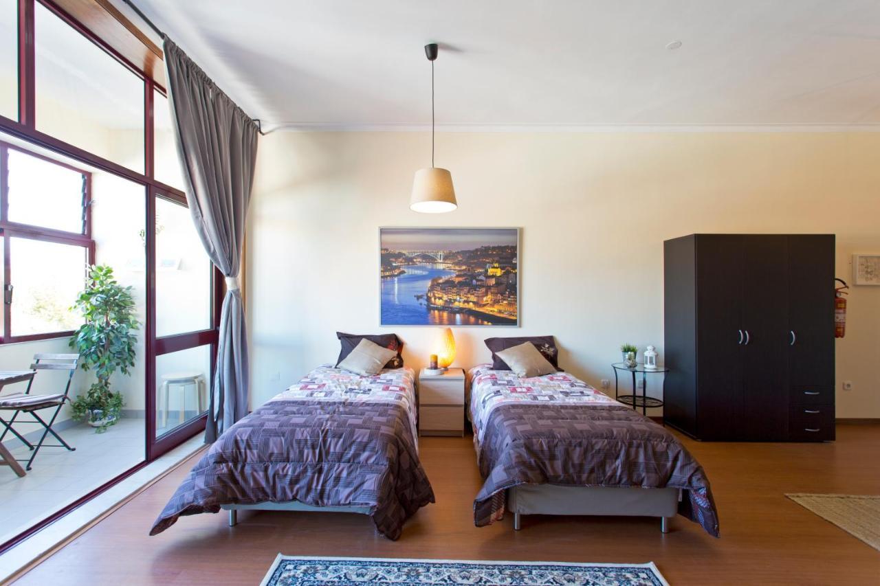 Cozy Sunny Flats By Hostwise Apartment Porto Exterior foto